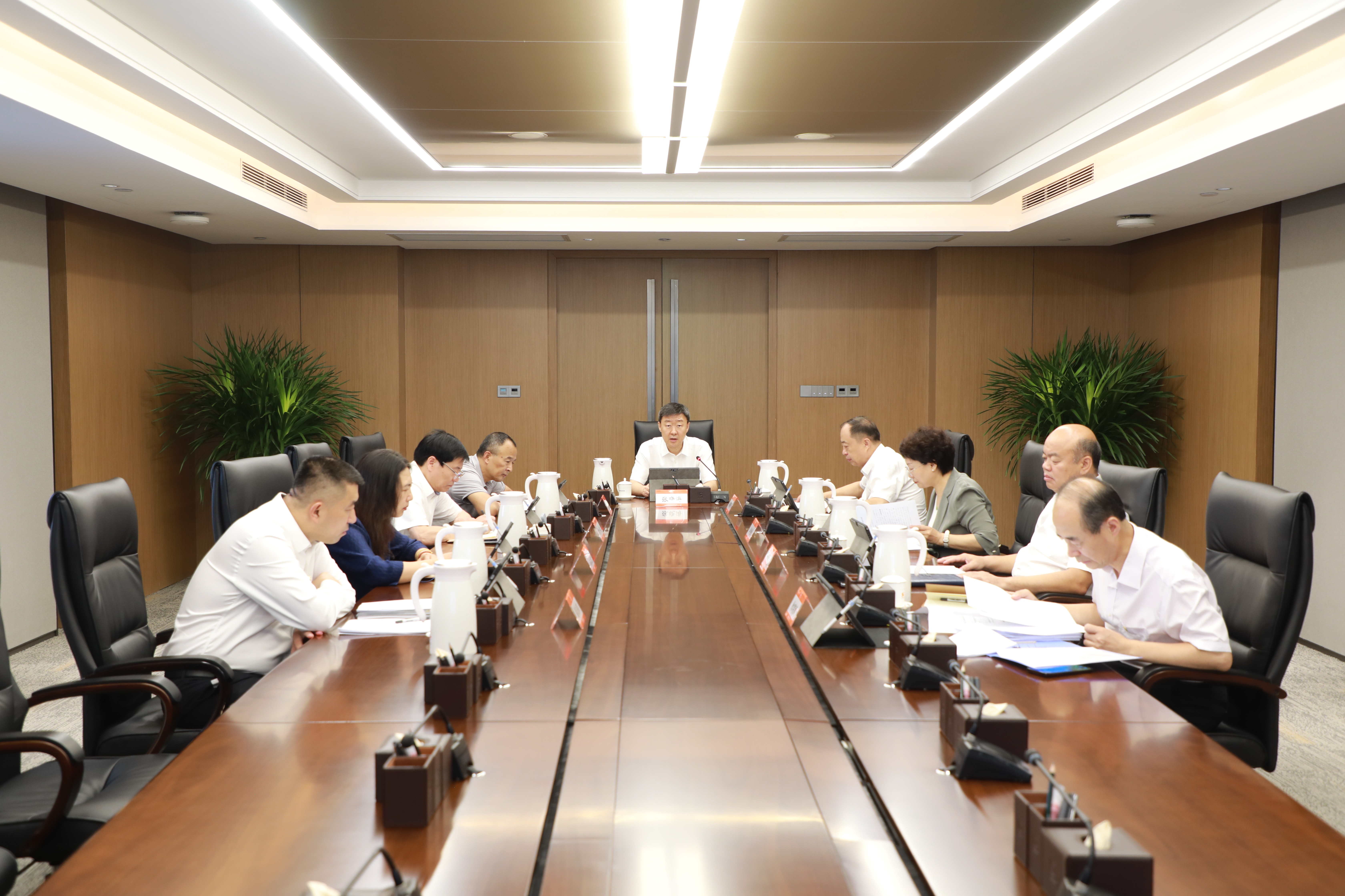 集團(tuán)黨委常委會(huì)召開(kāi)會(huì)議?傳達(dá)學(xué)習(xí)習(xí)近平總書(shū)記重要講話(huà)精神?研究有關(guān)事項(xiàng)